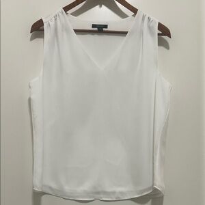RW&CO. Classic White V-Neck Blouse